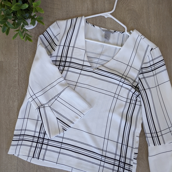H&M Tops - Black and White Pinstripe Blouse